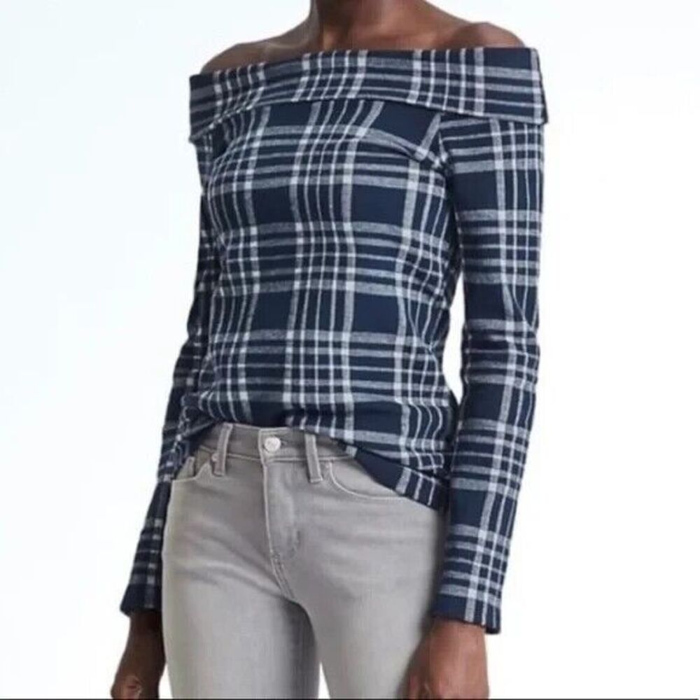 Banana Republic Women's Brushed Off The Shoulder‎ Plaid Top Navy Blue Small